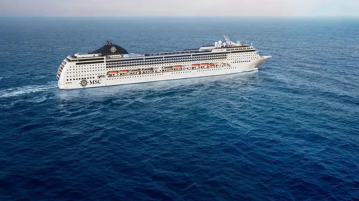 MSC Opera von MSC Cruises auf See